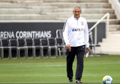 Tite diz que gostaria de ver técnico estrangeiro no comando da seleção brasileira 2 0002050099956 img
