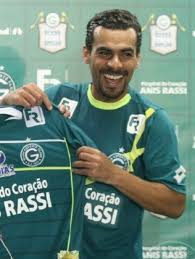 VIRA CASACA? Araújo é oferecido ao Vila Nova, mais uma vez!