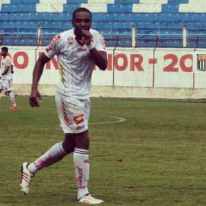 Segundona: Decisivo em empate, zagueiro comemora futebol do Taboão da Serra