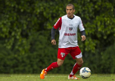 Após Boschilla, São Paulo deve negociar Auro com o Estoril, de Portugal 2 0002050100323 img