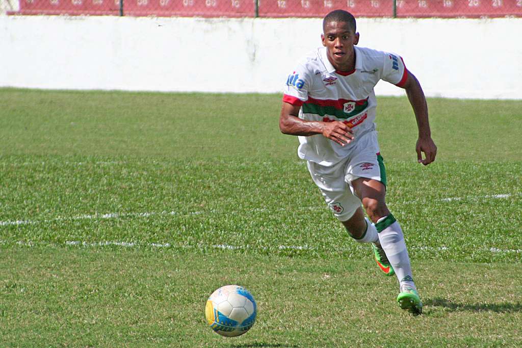 O  lateral-direito Ítalo elogiou a entrega do elenco nas últimas partidas