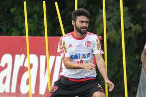 Série B: Vitória ganha Arthur Maia “de presente” do Flamengo
