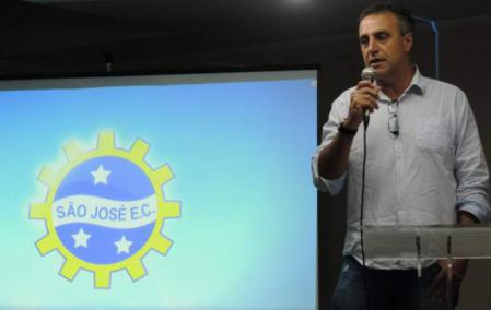 Grande Área divulga carta de José Oliveira após inusitada demissão no São José 2 0002050100558 img