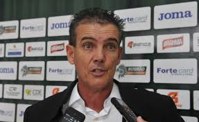 Série C: Paulo Roberto aguarda BID para definir Guarani para duelo 