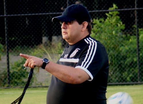 Guto Ferreira escondeu a escalação da Ponte Preta que enfrenta o Figueirense