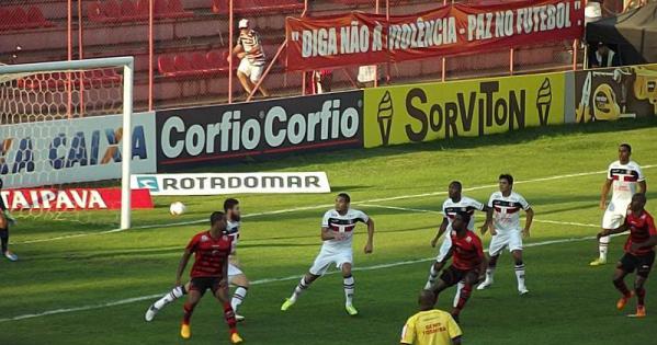 Oeste e Santa Cruz fizeram um jogo 