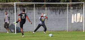 Joinville x Avaí - JEC tenta sair da lanterna no clássico catarinense