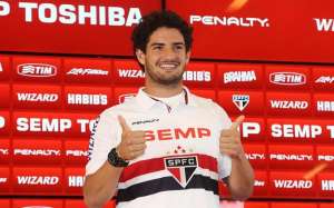 Verdade? Corinthians teria recebido proposta inglesta por Alexandre Pato