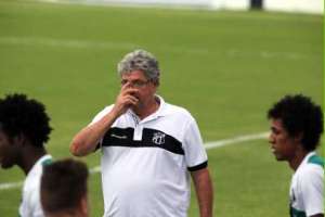 Lanterna da Série B, Ceará Geninho, seu segundo técnico na competição
