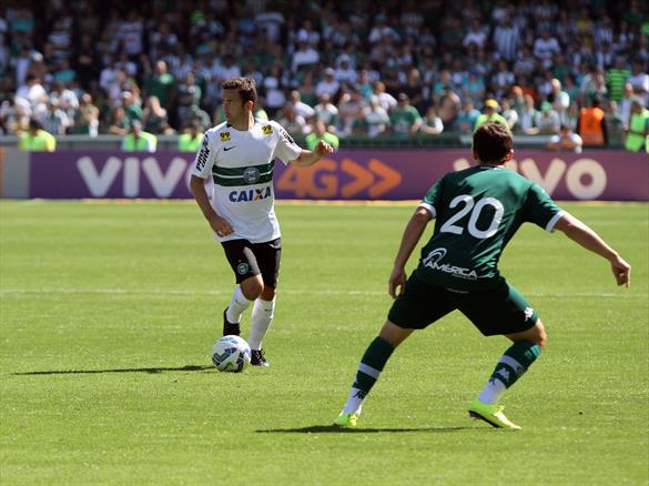 Coritiba é o novo lanterna do Brasileirão Coritiba é o novo lanterna do Brasileirão