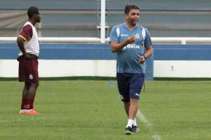 De novo! Ceará contrata técnico Marcelo Cabo, que estava no Macaé