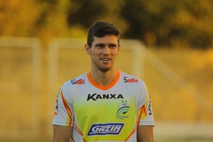 Série B: Júnior Rocha vibra com recuperação de Raul Prata no Luverdense