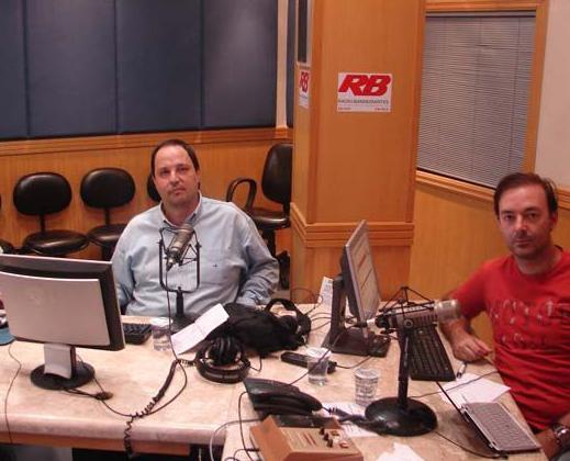 Alexandre Pretzel comandava ao lado de Leandro Quessada o Esporte em Debate na emissora