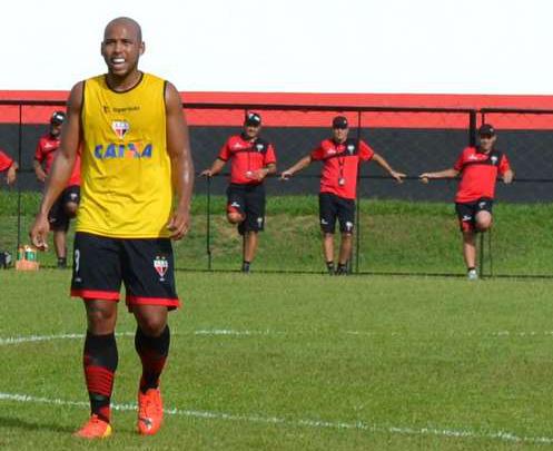 Sérgio Manoel detonou Atlético-GO, mas pode ser descartado pelo Goiás