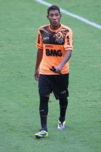 Série C: Madureira perde meia para Índia e contrata Leleu, ex-Atlético-MG