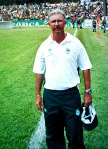 Paulo Zagallo vive futebol e, agora, busca nova chance no mercado