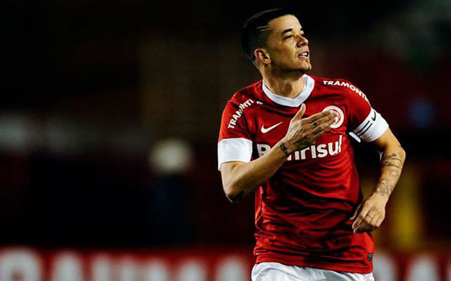 D'Alessandro é a grade dúvida do Inter para o Gre-nal. Interino acredita na presença do meia! 2 0002050102961 img