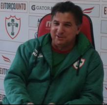 Estevam Soares transformou Dina em Grafite