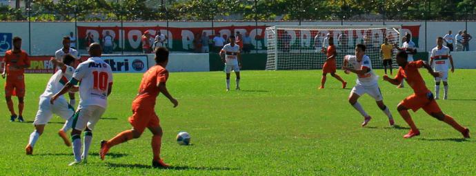 Manthiqueira confirmou a quarta vaga no Grupo 3 e deixou fora a Portuguesa Santista