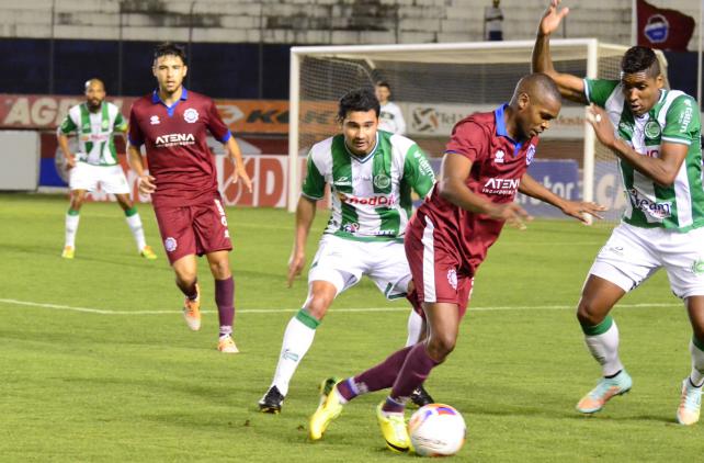 Caxias e Juventude empataram no Estádio Centenário, mas o time da casa continua na zona do rebaixamento