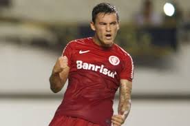 Novela chega ao fim e Inter vende volante Aránguiz para o Bayer Leverkusen
