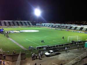 Série B: Em desvantagem no confronto, Braga defende tabu de 13 anos no Nabizão contra o Paraná