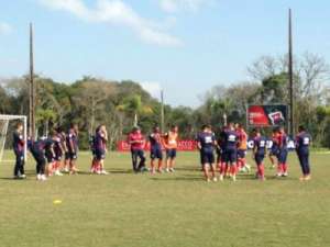 Bragantino x Paraná - Braga joga para defender tabu de 13 anos contra o Tricolor!
