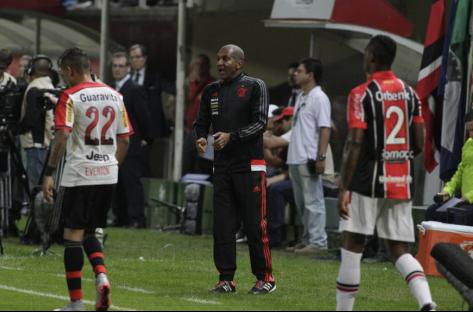 Cristóvão Borges aponta racismo em críticas ao seu trabalho no Flamengo 2 0002050104082 img