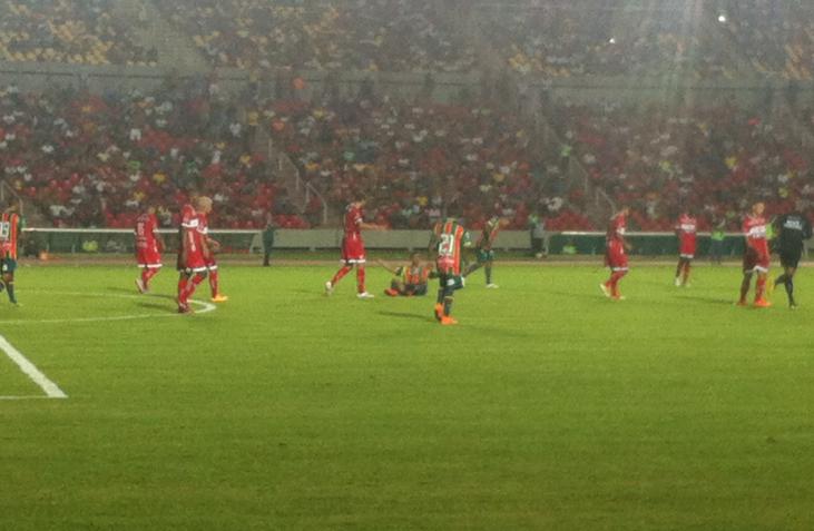 Com mais uma noite inspirada do meia Nadson, o Sampaio Correa ficou a um ponto apenas da entrada no G4 da série B, em mais um belo trabalho do técnico Léo Condé.