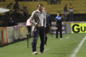 SÉRIE B:  Botafogo volta a vencer e Vitória segue na ponta pelo saldo de gols
