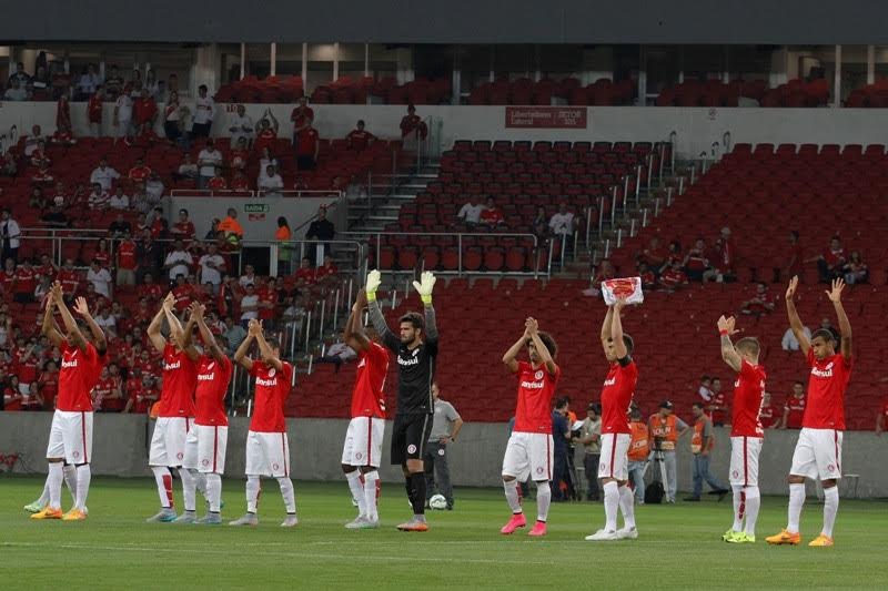 Internacional derrota o Fluminense no Beira Rio