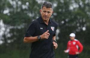 Osorio exalta eficiência do São Paulo para garantir vitória contra Figueirense