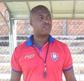 Hoje técnico, Alex Oliveira busca chance nas Séries C e D do Brasileirão