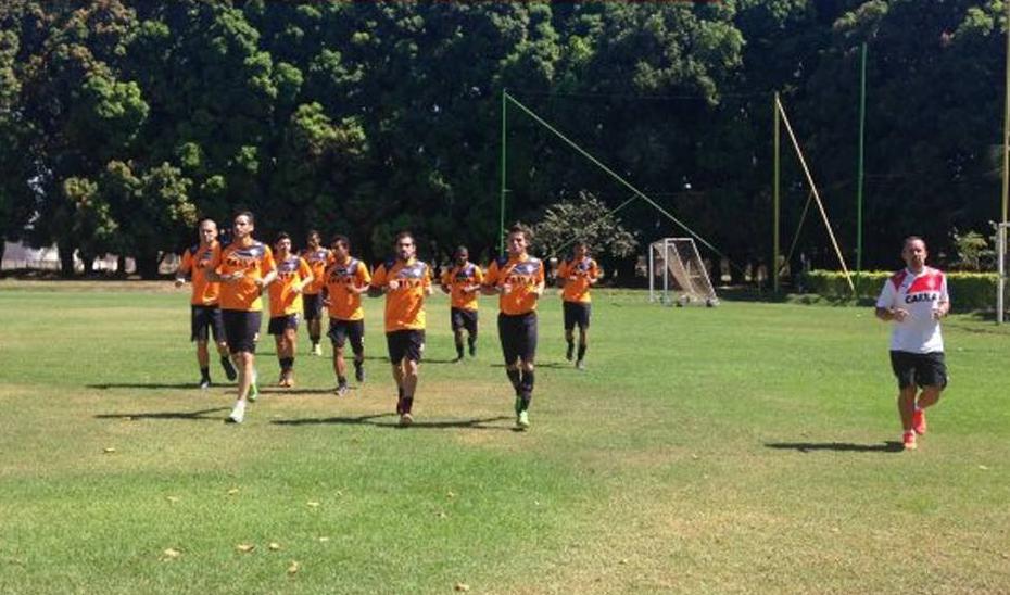 Vitória treinou para enfrentar o Santa Cruz e quer encerrar primeiro turno na Liderança - Divulgação/Vitória