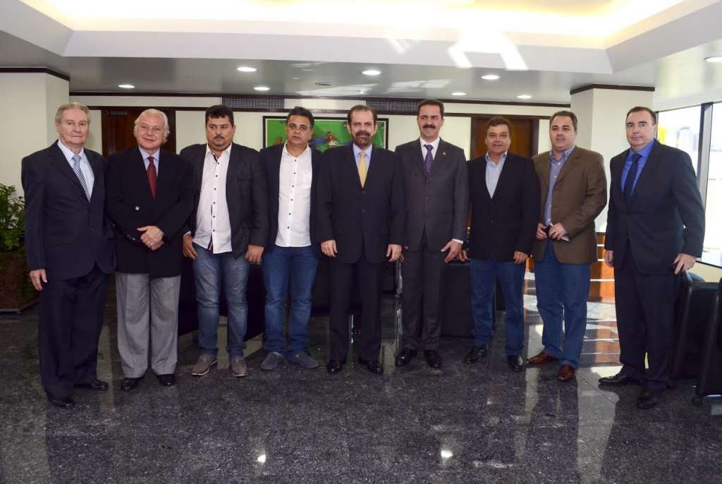 Comitiva do Rio Preto recebida pelo presidente da FPF 