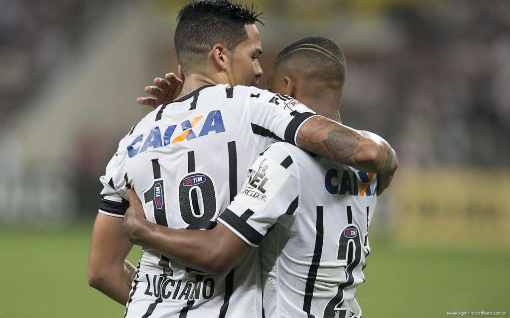 Luciano brilhou em mais uma vitória do Corinthians Luciano brilhou em mais uma vitória do Corinthians