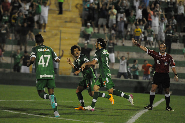 Apodi marcou e ajudou na vitória do Chapecoense contra o Galo Mineiro. - Foto: chapecoense.com
