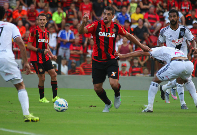 Diego Souza fez para o Sport mas o experiente Borges empatou o jogo. - Foto: Sport Recife PE Oficial