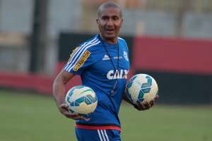 Copa do Brasil: Cristóvão deve trocar zaga do Flamengo para clássico contra o Vasco