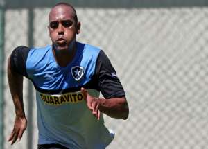 Série B: Tássio é autorizado pelo Botafogo a negociar com clube do Oriente Médio