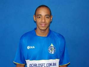 Segundona: São Carlos repatria lateral e meia e contrata mais dois para a fase final