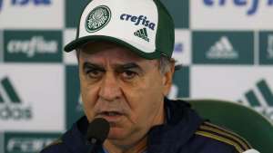 Sem Arouca, Marcelo Oliveira tem dúvidas para escalar o Palmeiras