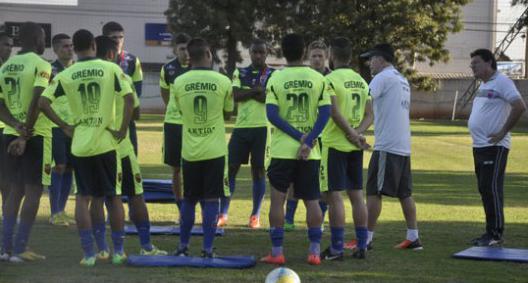 Lelo nos treinos do Grêmio Prudente, agora na 2ª fase da Segundona. Foto: O Imparcial