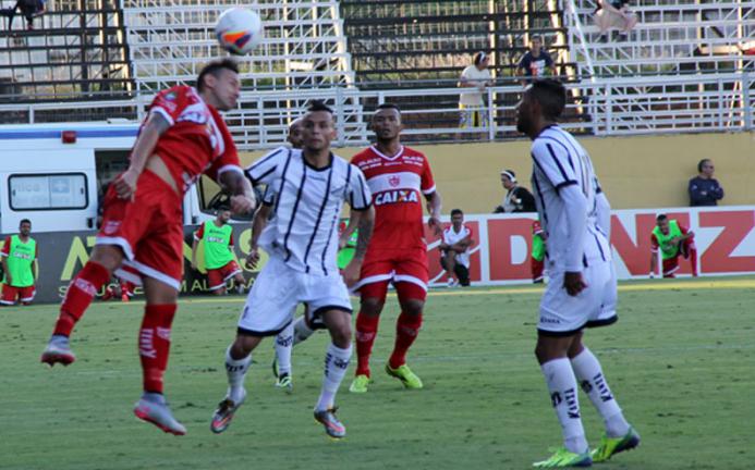 Bragantino venceu o CRB de virada e se distanciou da zona de rebaixamento