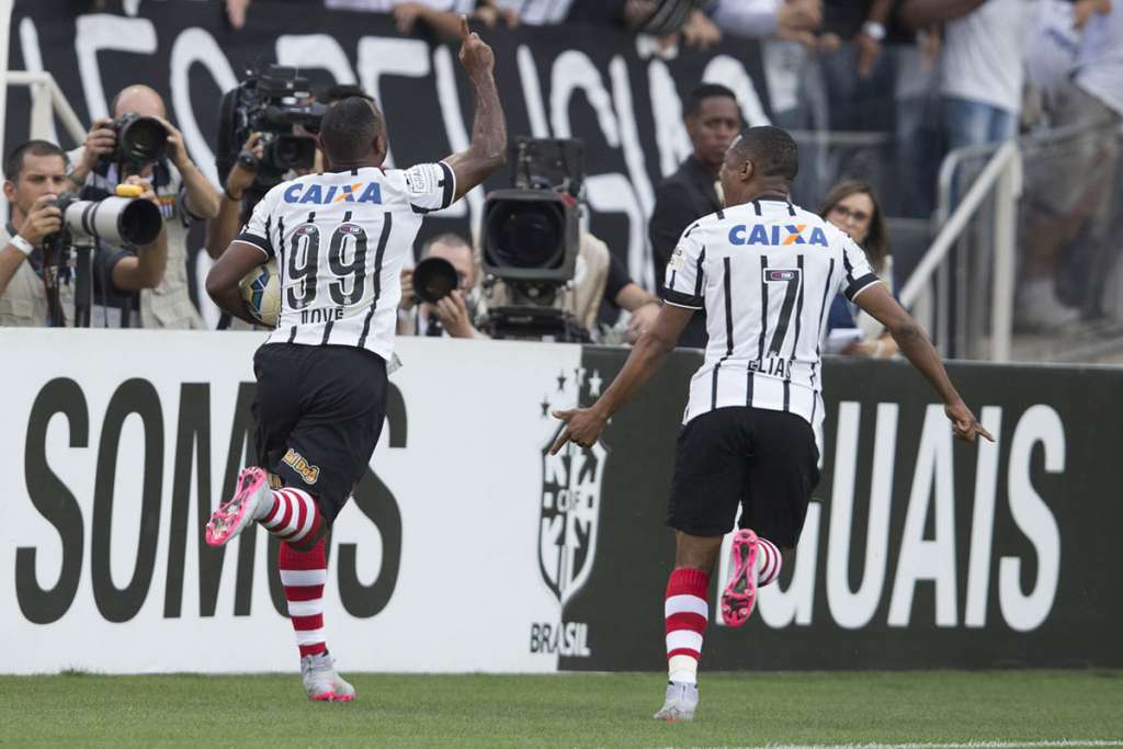 Corinthians 3 x 0 Cruzeiro - Recorde, liderança isolada... e só Love, só Love! 2 0002050107849 img