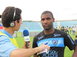 Série C: ‘Se não deu na técnica, nós vamos na raça’, diz meia do Londrina após vitória