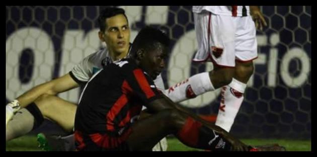 O gol do Oeste saiu de uma trapalhada da defesa do Vitória