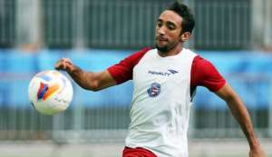 Série B: Sérgio Soares pede e Bahia renova com lateral Adriano Apodi