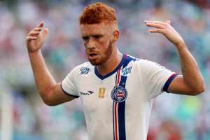 Cruzeiro tenta retorno de Souza e Bahia pede atacante Joel em troca