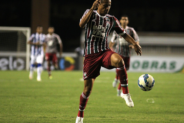 Paysandu 1 x 2 Fluminense - Sem Fred e R10, Flu cala Mangueirão lotado! 2 0002050108774 img